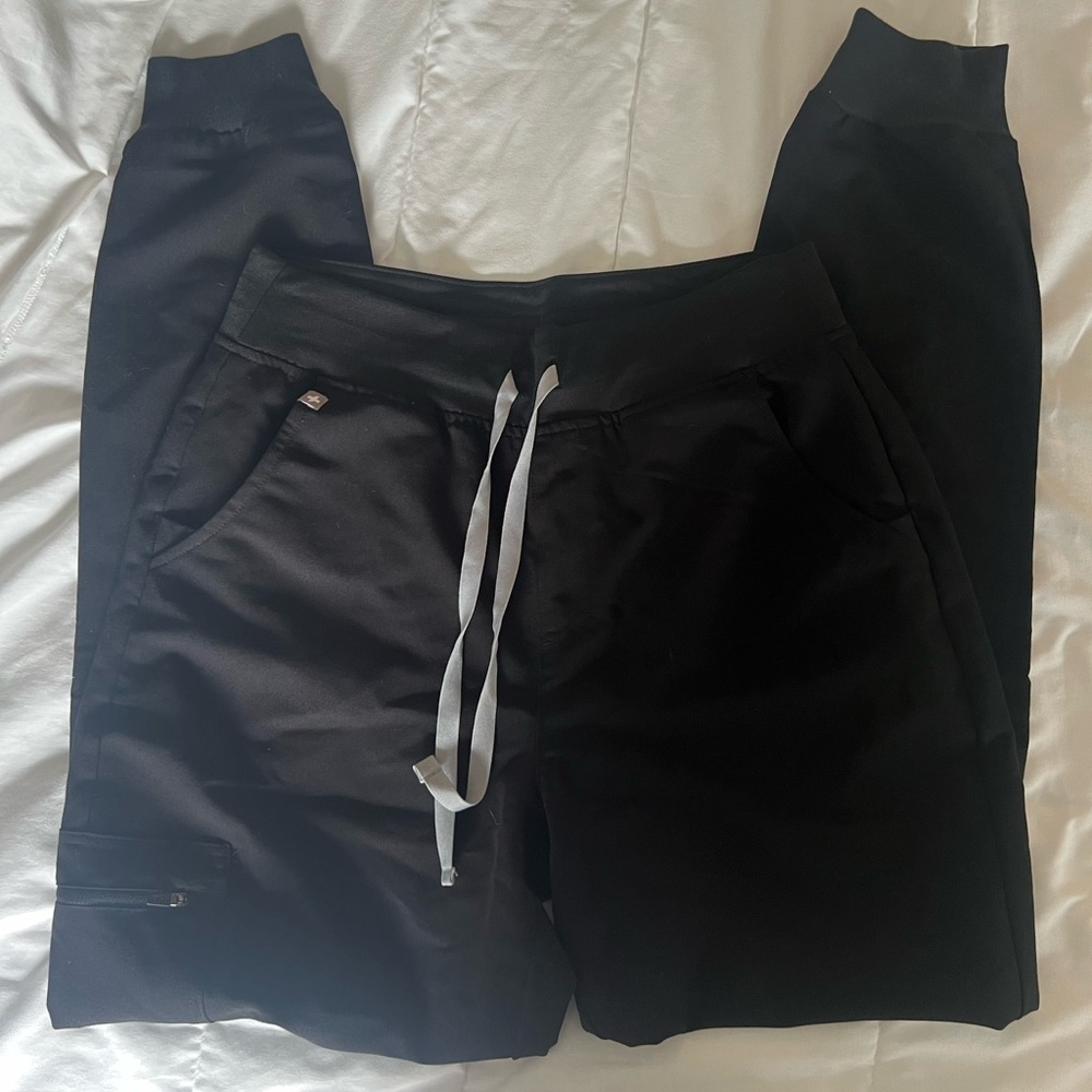 Figs black jogger scrub bottoms
